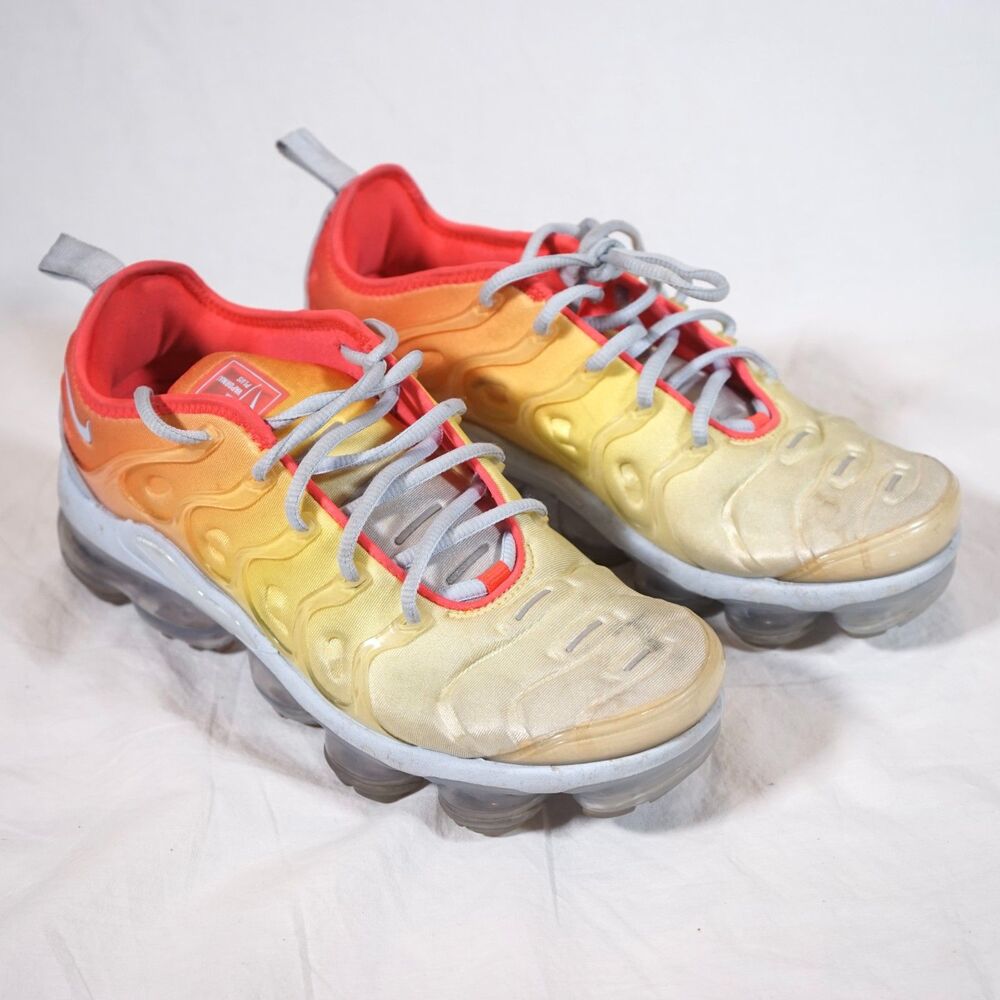 Nike Air VaporMax Plus “Sunrise” Orange Yellow CW5593-400 Women’s Size 8